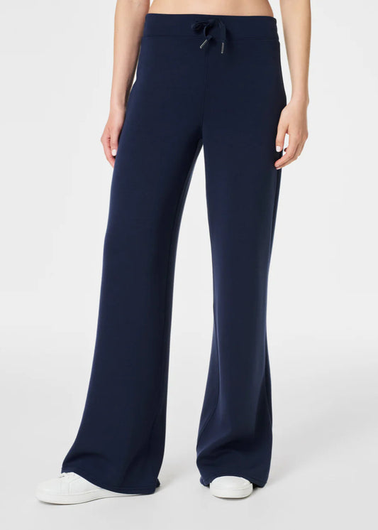 Airessentials Wide Leg Pant