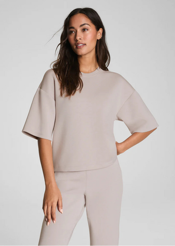 Air Essentials Light Tee