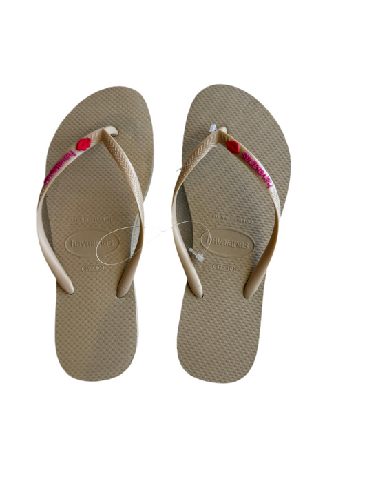 Slim Kiss Sandal
